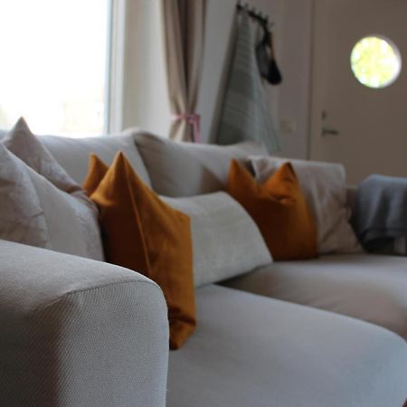 Kopingebro Cosyplace; Close To Beach, Nature, Train, Grocery מראה חיצוני תמונה