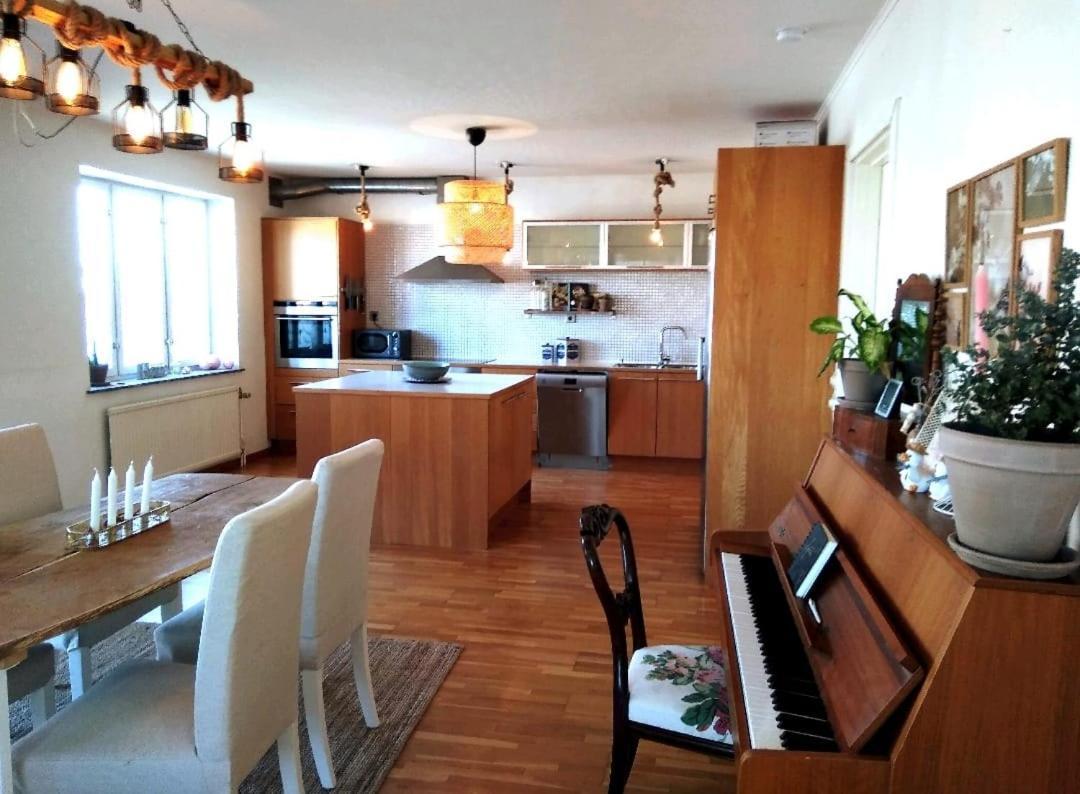 Kopingebro Cosyplace; Close To Beach, Nature, Train, Grocery מראה חיצוני תמונה